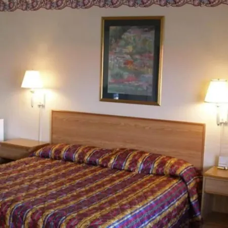 Red Carpet Inn Starke