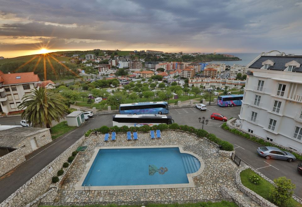 hotel overview picture