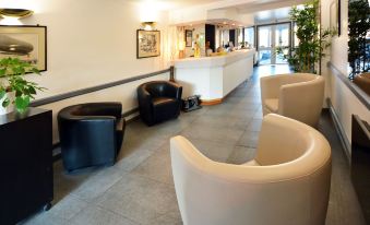 Logis - Hôtel & Restaurant des Lacs Paris Sud