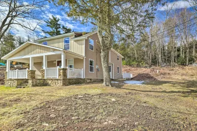 Scotrun Home Centrally Located to Area Resorts