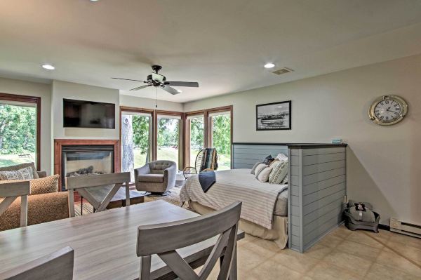 Pet-Friendly Wabasha Studio: Boat, Ski & Explore!