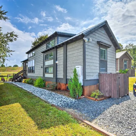 Secluded Morganton Tiny Home w/ Grills!