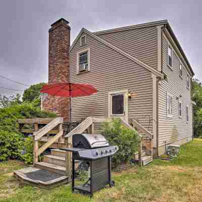 Walk to Beach and Main St Dog-Friendly Cape Cod Gem Hotel Exterior