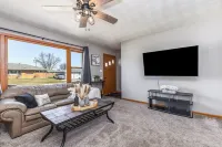 Charming 3 Bedroom 2.5 Bathroom House centrally located in Dubuque IA.
