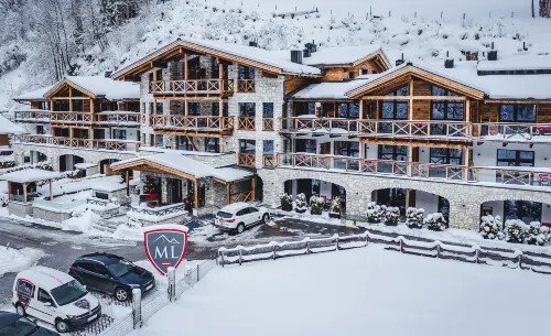Avenida Mountain Lodges Saalbach - Mountain view