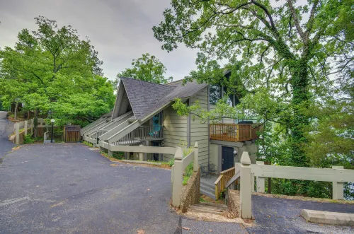 Resort Pools, Lake Views! Multi-Level Ozarks Home - 3-Star
