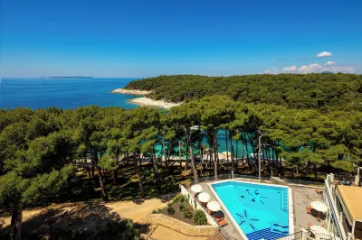 Hotel Aurora Hotels near Boka Falsa