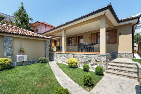 Villa Zoi A Stay to Remember Guesthouse in Elbasan Castle I Via Egnatia I Old Town