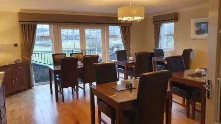 Springfield Lodge Bed and Breakfast Отели в г. Бридж оф Аллан