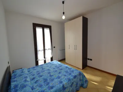 Spacious Apartment Close to the Beach - Beahost