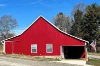 Charming historic barn in New Market with WiFi and AC