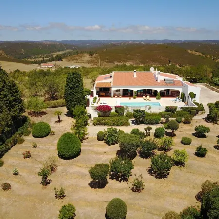 House / Villa - Collinas Verdes / Besafrim / LagosHouse with garden