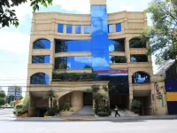 Hotel Lua Hotels near Blue Stadium