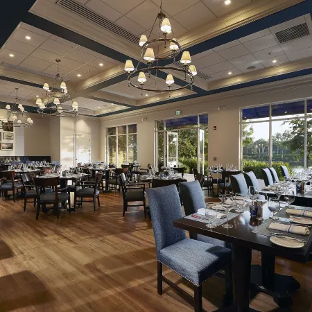 Trianon Bonita Bay Hotel