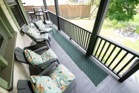 Heritage Home:  fully licensed Отели рядом с достопримечательностью «Парк Лейк Сайд»