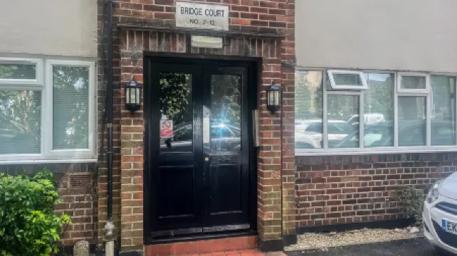 Modern 1 Bedroom Apt in Maidenhead nr River Thames Отели в г. Мэйденхед