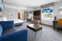 Holiday Inn Express & Suites WILLIAMSBURG by IHG