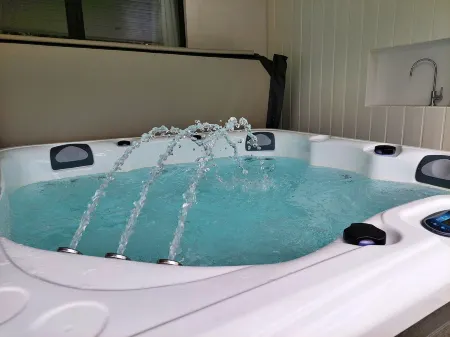 Little Dunley - Holly