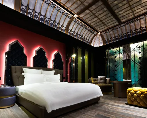 Royal Group Motel Jhong Hua Branch Hotels near Gushan