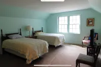 Family Home located near Beaverkill Covered Bridge