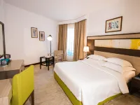 BM Beach Hotel Hotels near RAKgas
