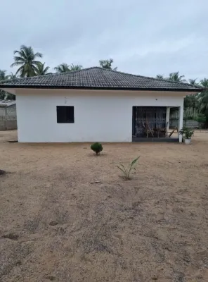 House on 2 hectares of land on the Canal 5 minutes from the sea Hotel di 