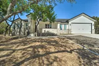 Brand New Modern Canyon Lake Escape w/ Fire Pit! - Country Houses