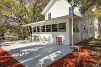 Peaceful Pomona Park Home 1 Mi to Lake Broward! - parking