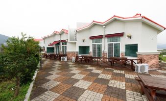 Tongyeong Five Fingers Pension