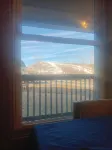 Cozy 2 bedroom condo walking distance to slopes hot tub,pool,gameroom,gym.