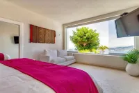 INCREDIBLE MODERN VILLA WITH THE BEST VIEW โรงแรมใน