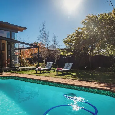 Acorn Guest House