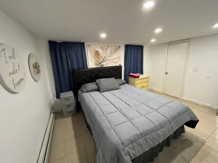 2-bedroom apartment near AirPort