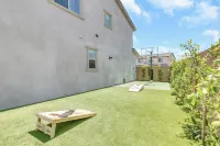 Charming 7-bedroom house Pickleball+Spa+Pool+BBall+13Beds