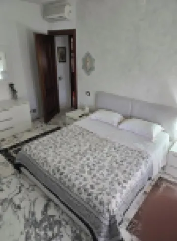 阿里亞民宿 薩爾扎納酒店