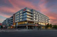Hampton Inn & Suites by Hilton Watertown Boston Hotels in Newton
