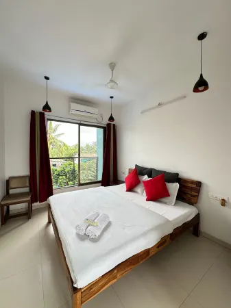 The Blue Sky Отели рядом с достопримечательностью «Алибаг Бич»