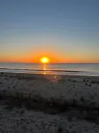 Beachfront Baby💛 Beautiful & New!🌟The only way to stay @ the beach❣️Spacious - 3-Star