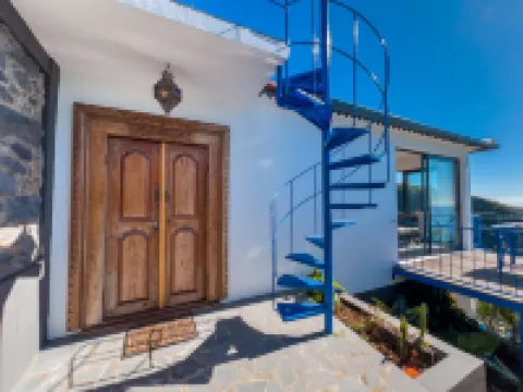 GuestReady - Mystical Retreat in Madeira Hotels in Estreito da Calheta