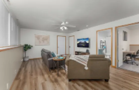 Downtown Apartment Perfect for Short & Extended Stays