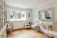 Offering excellent privacy from neighbours.