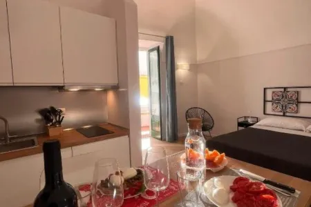 La Corte di Atrani -Donna Rosa - Amalfi coast charming apt close to the sea Отели в г. Atrani