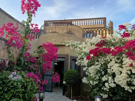 Horizon du lac Villa Romantique vue sur lac Avec Plein D'excursions Quad Отели рядом с достопримечательностью «Lets Go 2 Morocco»