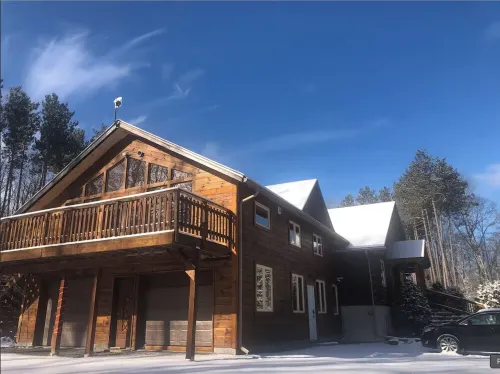 Relaxing Home in Nature Hotels in Hastings County