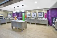 Hampton Inn & Suites Cleveland/Oakwood Village Hotels in Macedonia
