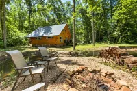 Lyndhurst Cabin on Farm w/ Pond & Stocked Stream! - 3-Star