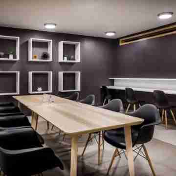 Cozy Luxurious Guest Suite Others