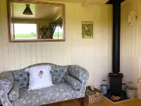 Lilly's Pad Hotels in Bude-Stratton