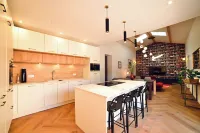 New house, heated pool, enclosed garden. Near historic center Périgueux Hotels in Perigueux