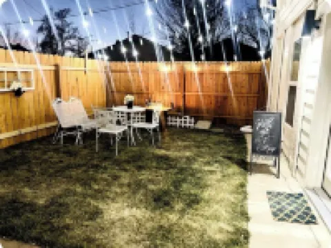 Bright one bedroom loft cottage guest house
